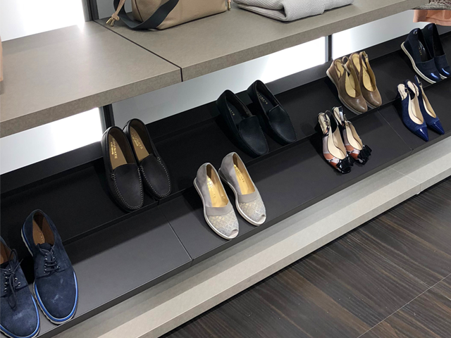 Étagère à chaussures